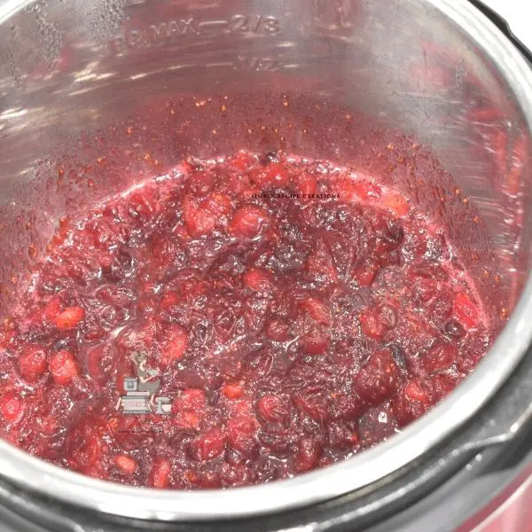 Cranberry sauce in an Instant Pot.