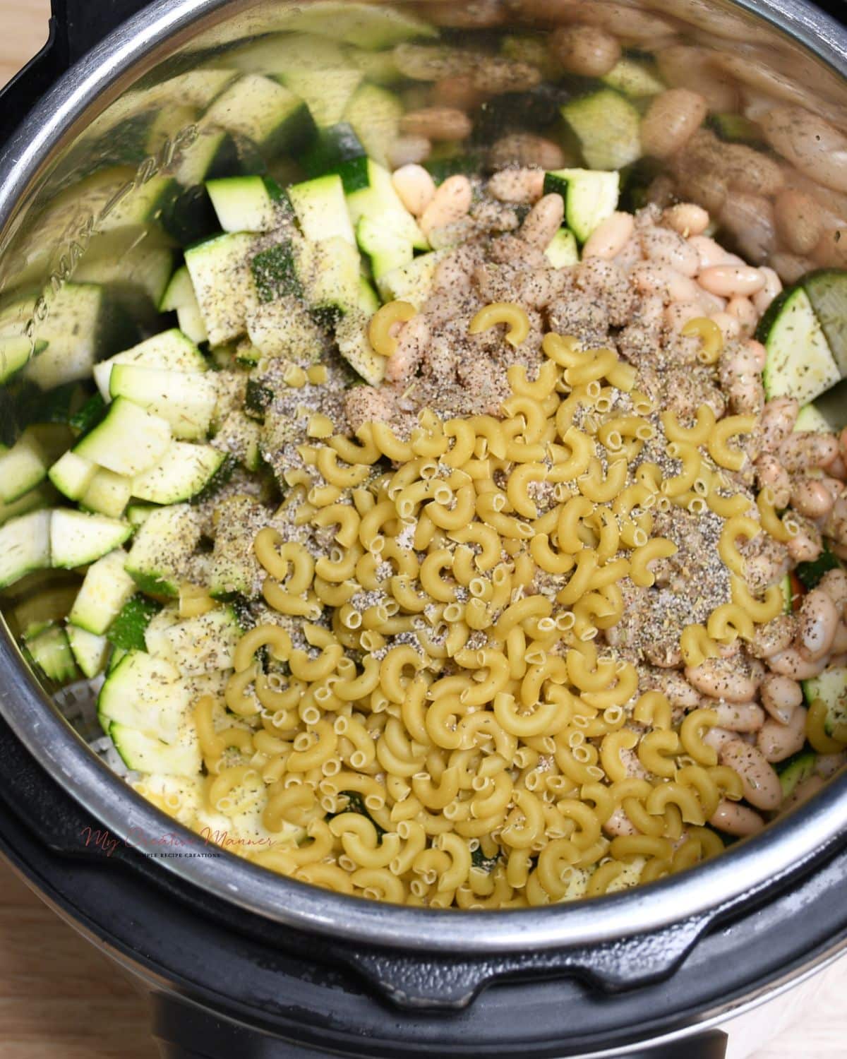 Easy Instant Pot Minestrone Soup Recipe - My Creative Manner