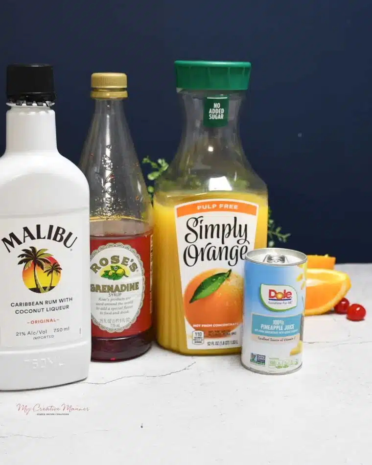 The four ingredients to make this easy cocktail recipe.